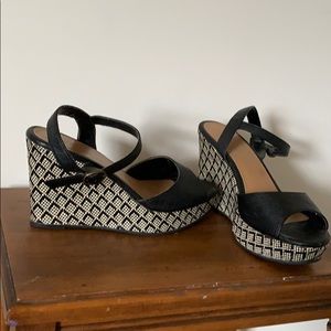 Wedge sandals